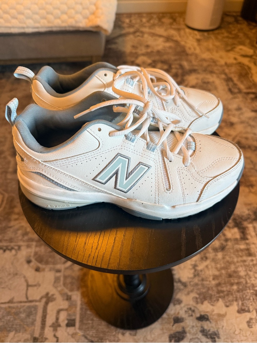New Balance Shoes Women 7.5 Walking 608 Training Leather Comfort Support White